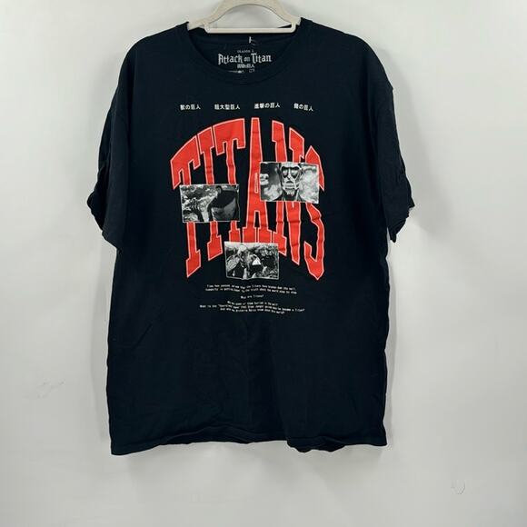 NWOT attack on Titan black graphic T-shirt - Picture 1 of 3